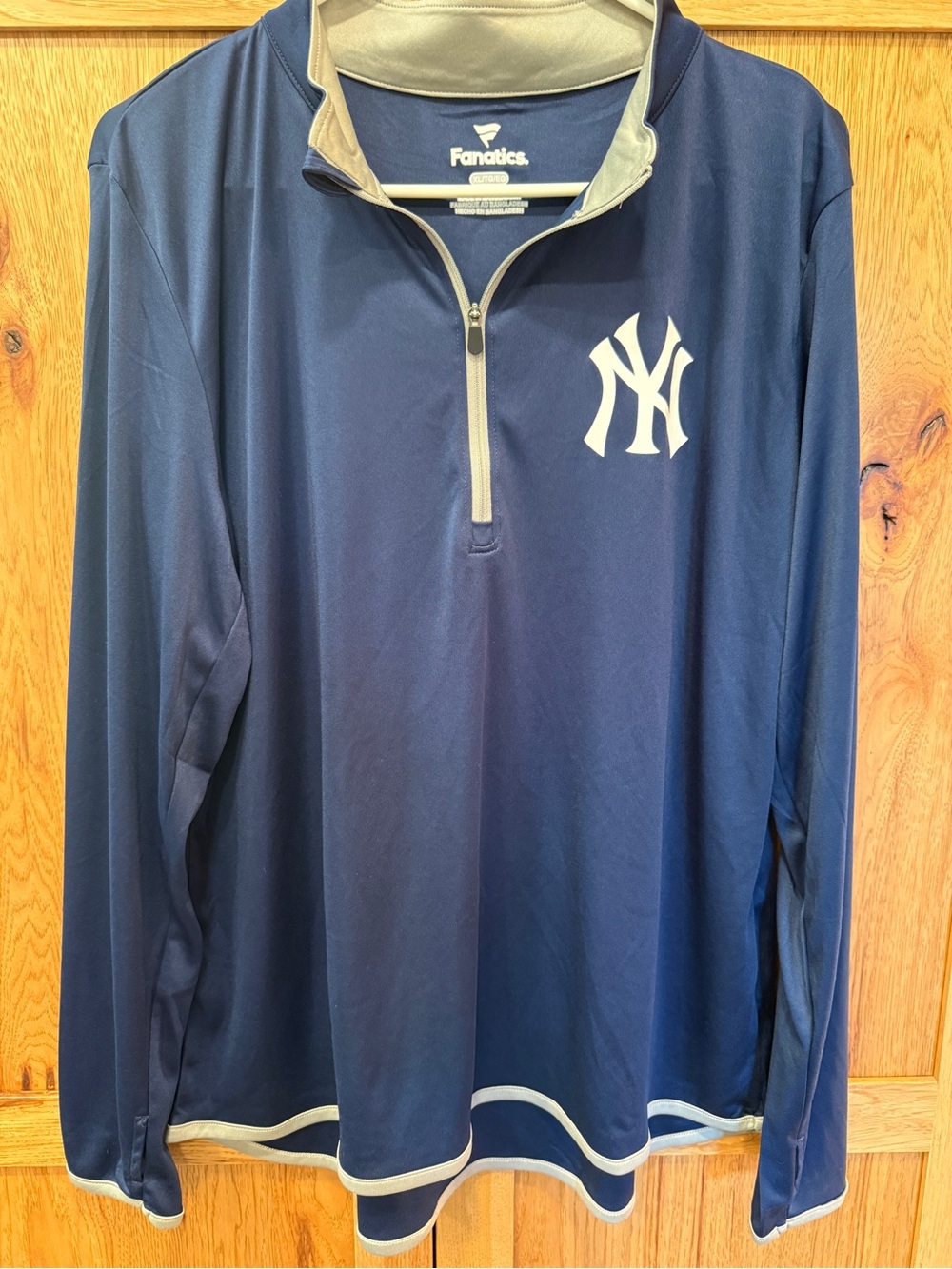 Fanatics lightweight New York Yankees Navy 1/4 Zip Pullover